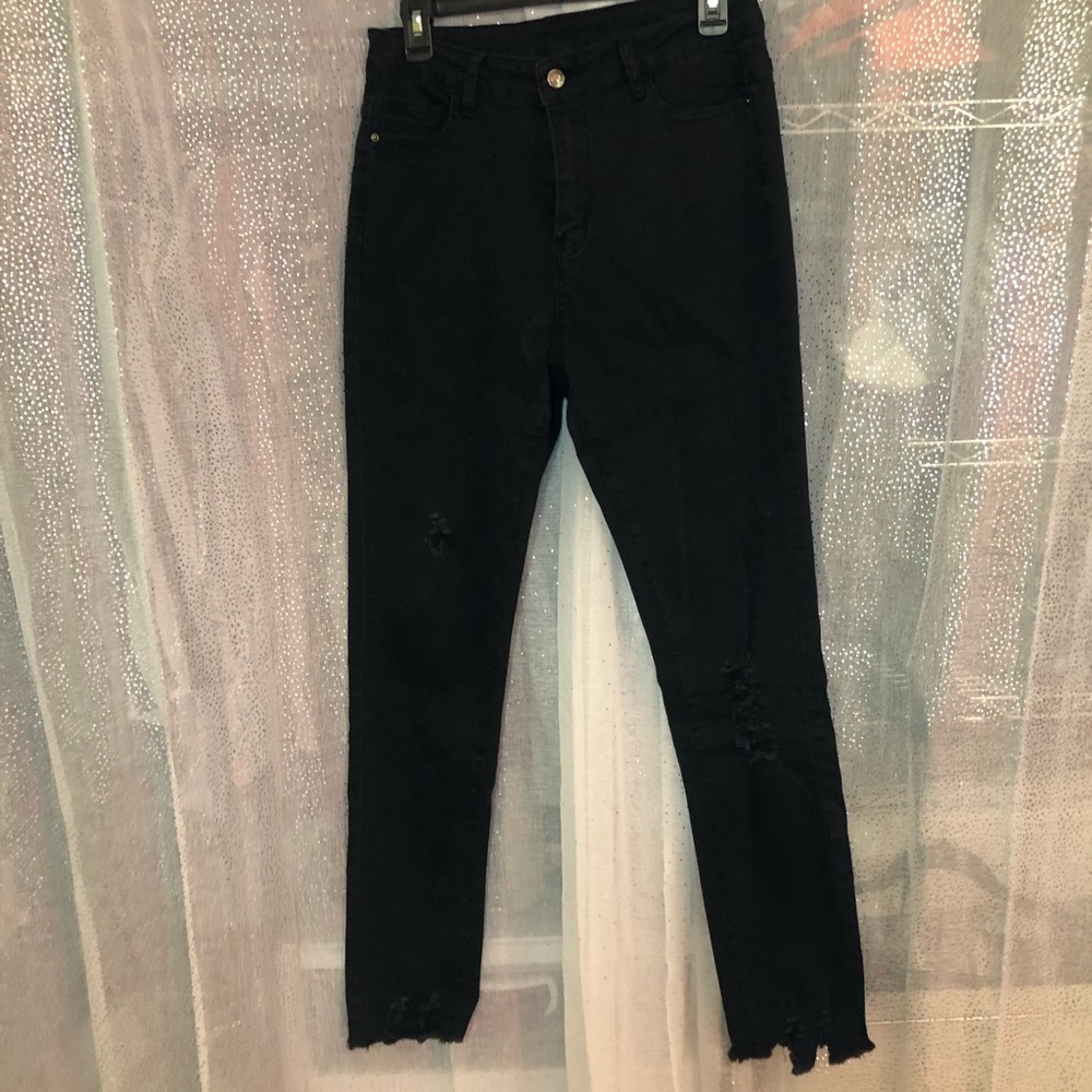 No name black distressed jeans